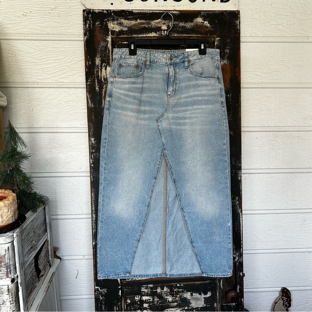 American Eagle Light Blue Denim Skirt